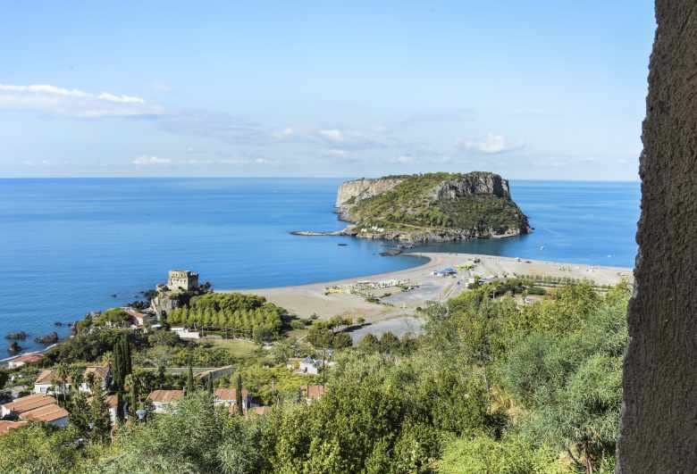 Isola Dino